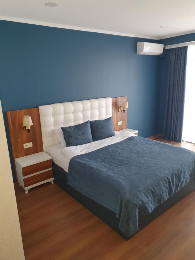 The Fresh Wave Hotel Батумі Екстер'єр фото