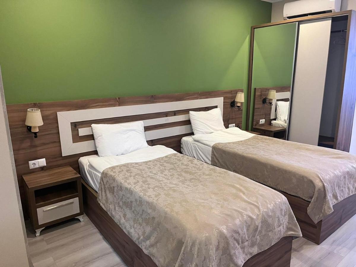 The Fresh Wave Hotel Батумі Екстер'єр фото
