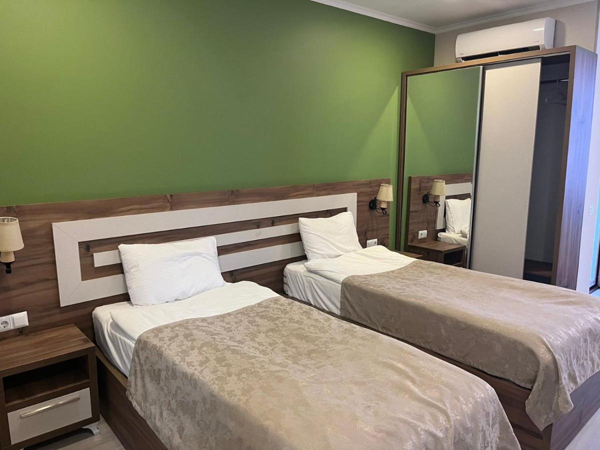 The Fresh Wave Hotel Батумі Екстер'єр фото