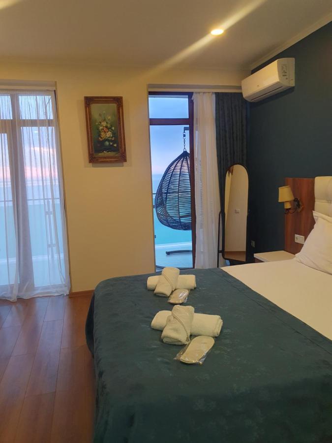 The Fresh Wave Hotel Батумі Екстер'єр фото