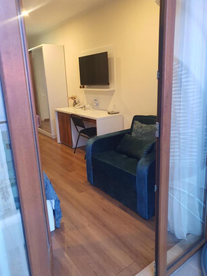 The Fresh Wave Hotel Батумі Екстер'єр фото