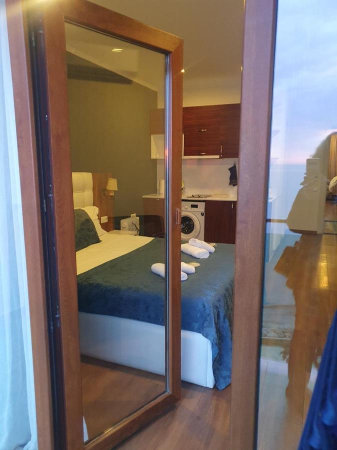 The Fresh Wave Hotel Батумі Екстер'єр фото