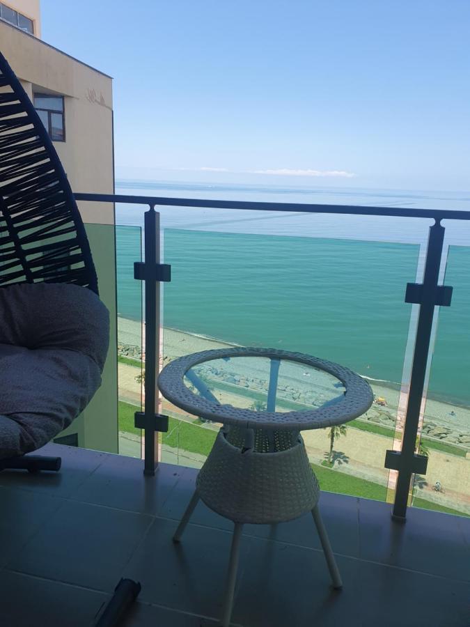 The Fresh Wave Hotel Батумі Екстер'єр фото